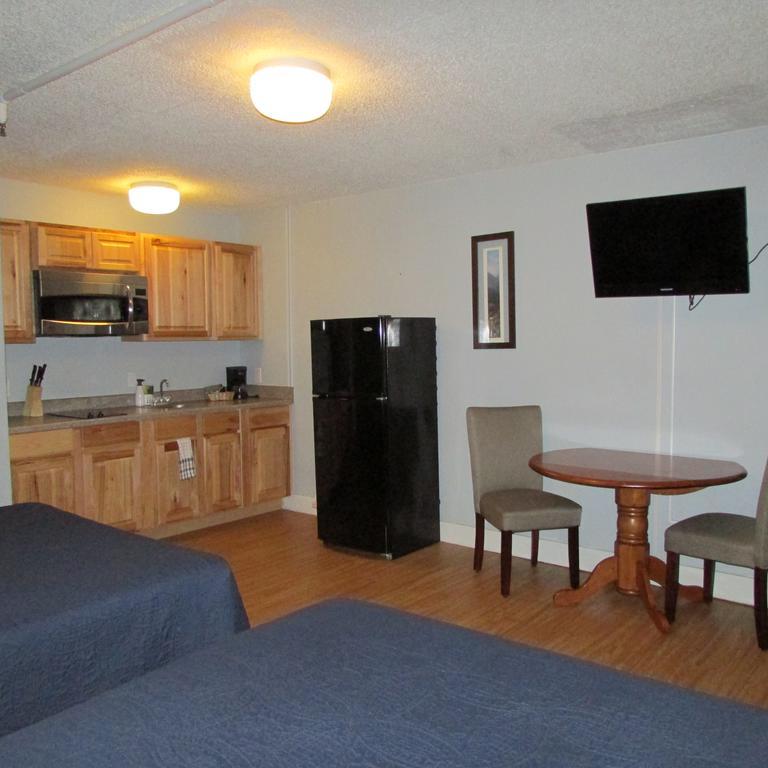 Creekwood Inn Anchorage Bagian luar foto