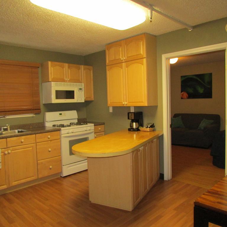 Creekwood Inn Anchorage Bagian luar foto