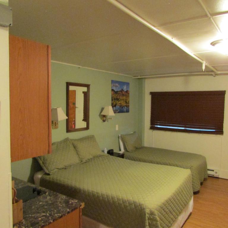 Creekwood Inn Anchorage Bagian luar foto