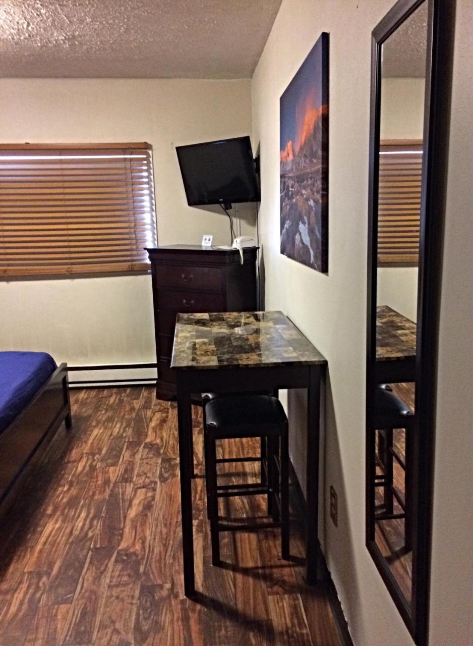Creekwood Inn Anchorage Bagian luar foto